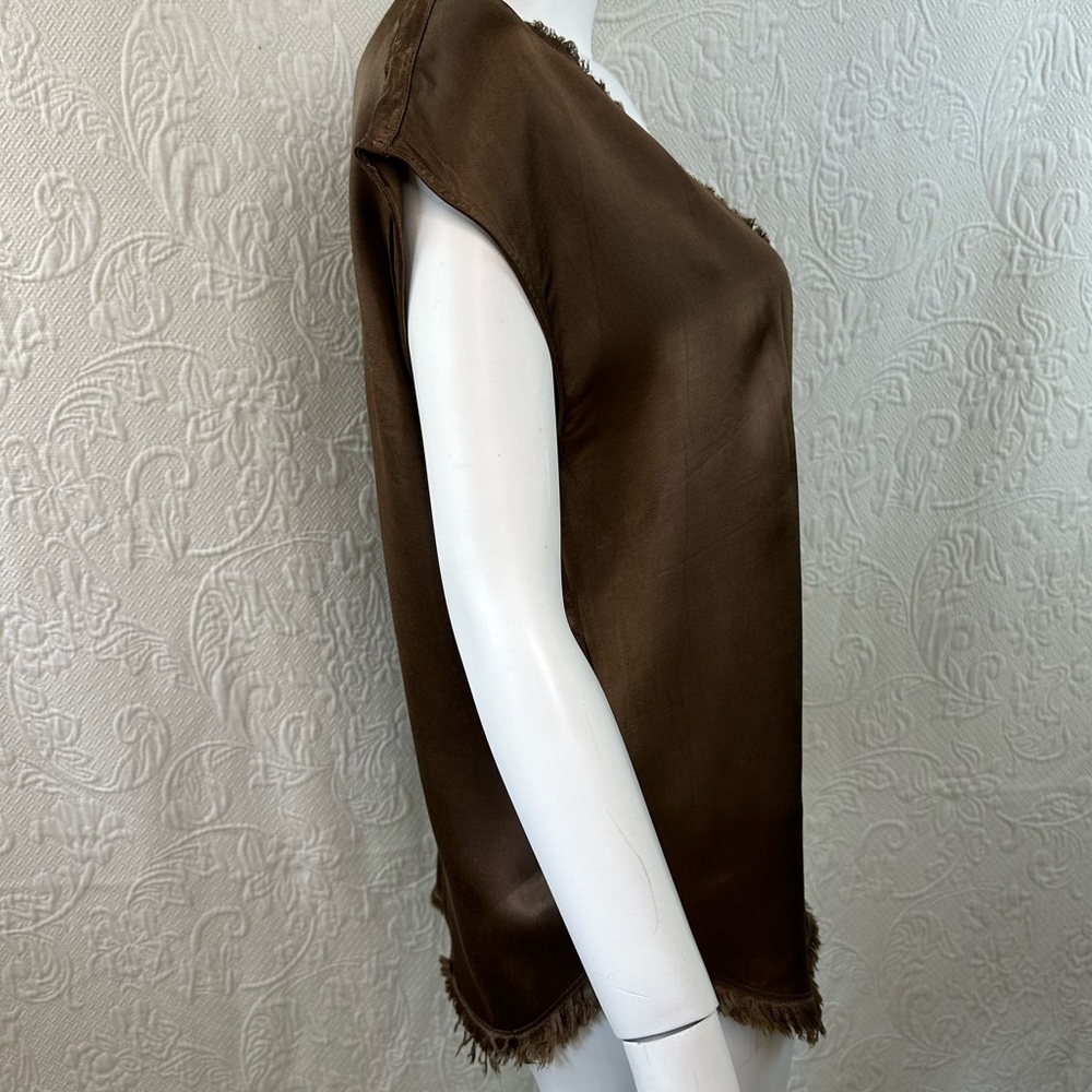 Raquel Allegra Fringed Sleeveless Top - Picture 2 of 16
